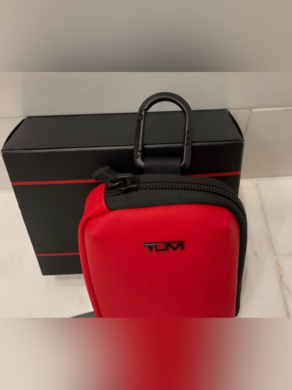 NEW Tumi + 5.0” x 3.5” Polyurethane Modular Accessory Zip Pouch - TUMI RED - Picture 2 of 8